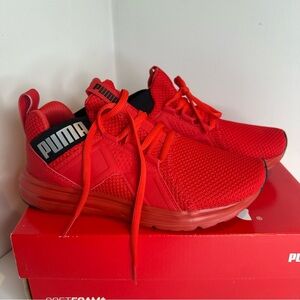 NWT Puma Enzo Weaver Trainers Jr red sneakers size 4C